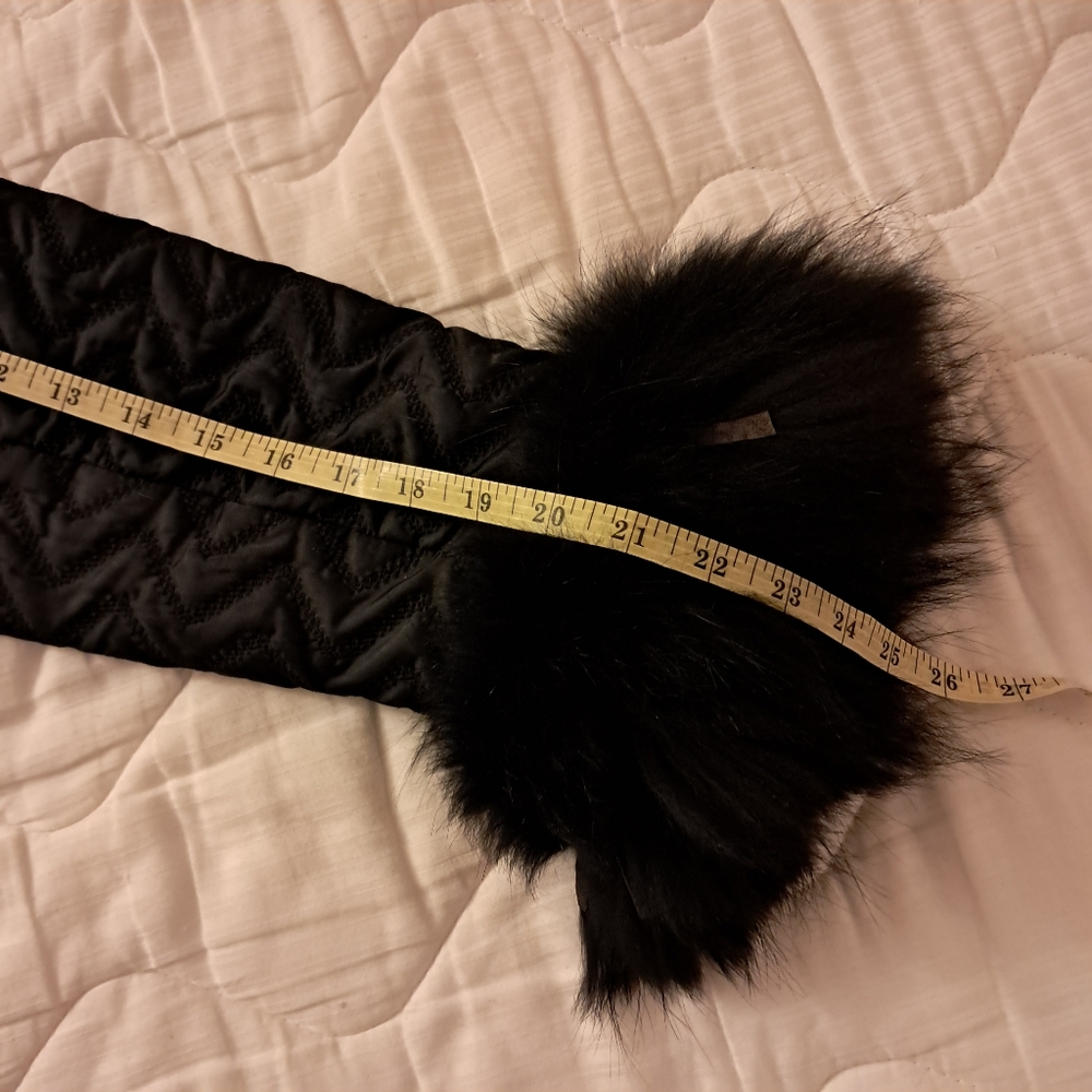 St. John Coat Women's Medium M Black Quilted Designer Fox Fur Luxury Statement - Picture 11 of 16